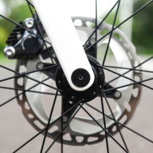 Front wheel hydraulic disc brake details