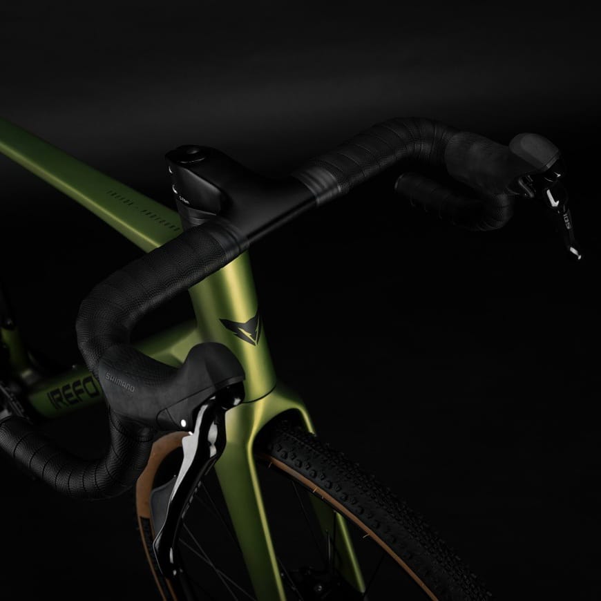 Fully internal wiring integrated handlebar