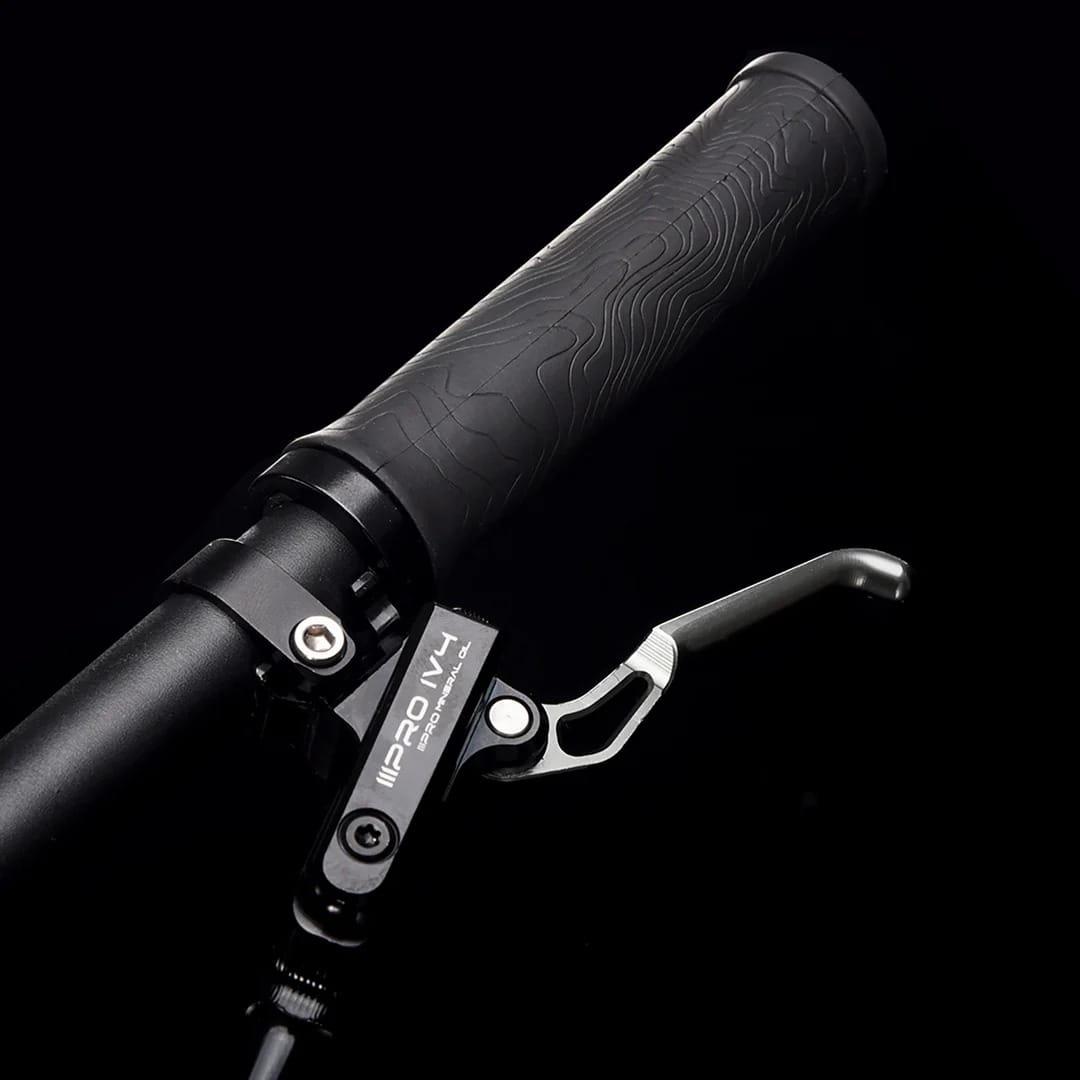 SAVA TITAN Full Suspension Carbon Mountain Bike DSC SAVA TITAN Full Suspension Carbon Mountain Bike DSC